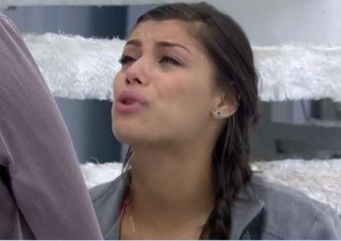 Franciele arrependida de trocar o certo pelo duvidoso