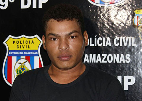 Uma hora após assassinato, pedreiro é preso e chora 