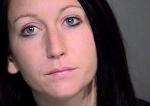 Mulher tem ataque de fúria após o namorado se recusar a fazer sexo com ela