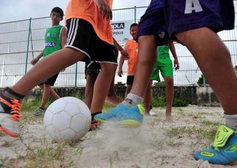 GOVERNO DO AMAZONAS DÁ INÍCIO À COPA BOM DE BOLA DE FUTEBOL SUB-21 