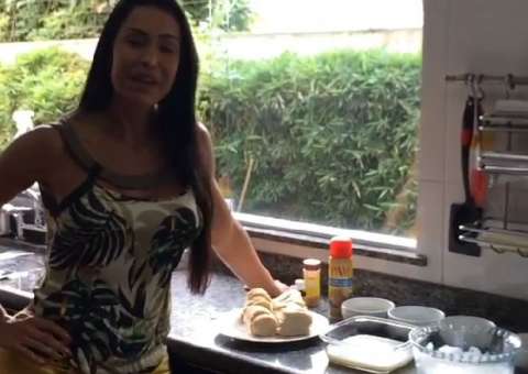  Gracyanne Barbosa ensina receita de rabanada light e proteica