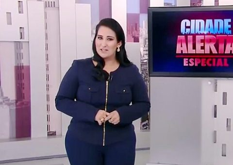  Fabíola Gadelha substitui Marcelo Rezende e tem boa audiência