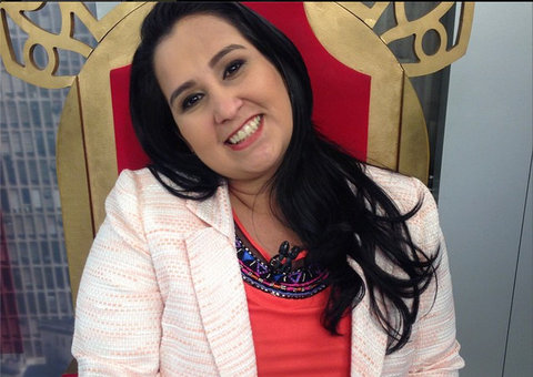 Fabíola Gadelha renova com Record e quadruplica salário