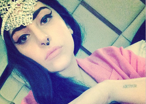 Lady Gaga rebate críticas sobre seu peso: "Prefiro ser gorda a ser superficial"