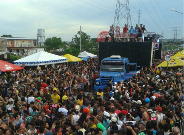 Bandas e blocos de rua agitam fim de semana em Manaus