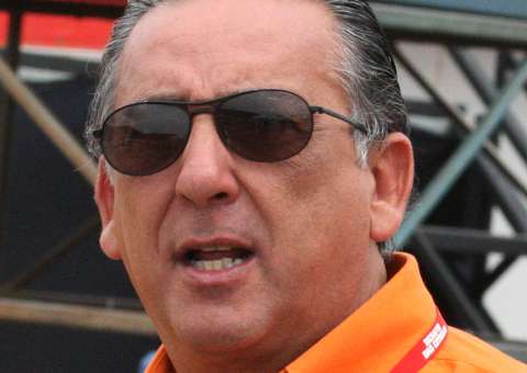 Galvão Bueno renova por mais 5 anos com a Globo