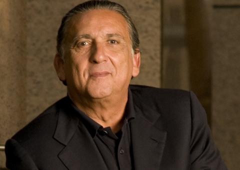 "Estou longe de me aposentar" diz Galvão Bueno aos 40 anos de carreira