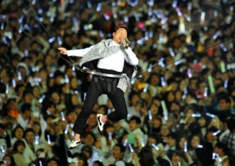 'Gangnam Style' prestes a bater recorde de 2 bilhões de visualizações