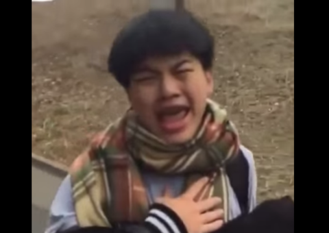 Como disfarçar susto tomado em público