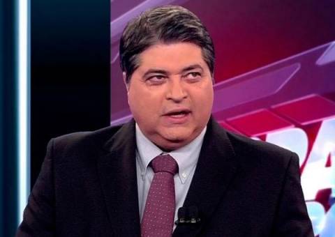 Datena erra e coloca a culpa na produção