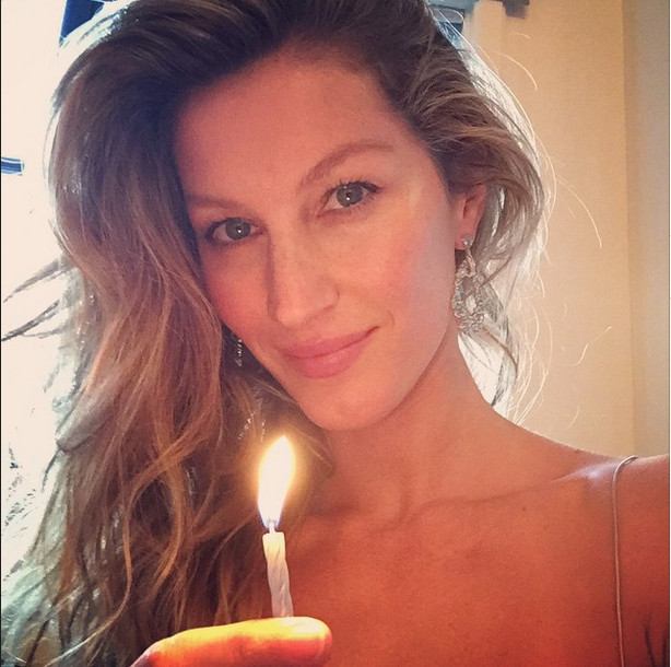 Gisele Bündchen manda mensagem de paz aos fãs brasileiros