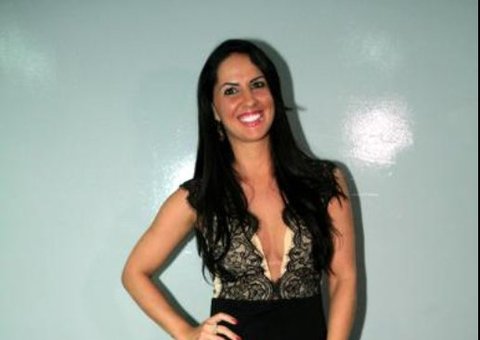 Graciele Lacerda rebate criticas e diz que não quer fama