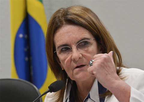 Ministro da Fazenda procura substituto para Foster, na Petrobras