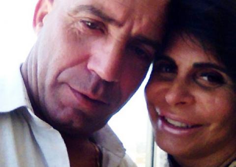 Noiva de décima sétima viagem, Gretchen pretende se casar novamente