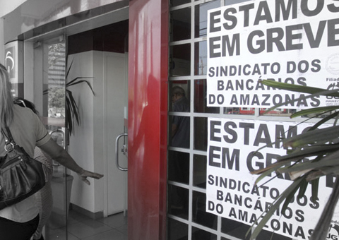 Bancários entrarão em greve dia 30