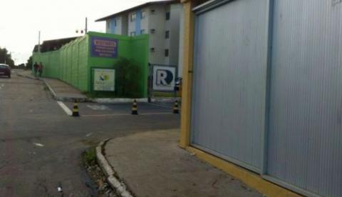 Com ciúmes, homem atira na mulher, na enteada e depois se mata