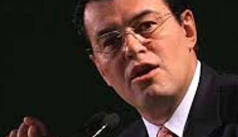 A AUSÊNCIA DO SENADOR EDUARDO  BRAGA  