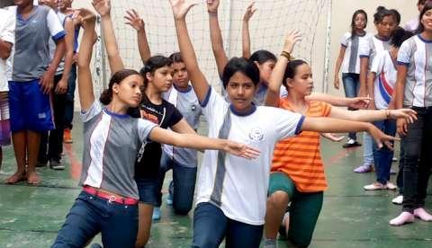 Projeto Pró-Copa é desenvolvido por escola pública estadual para combater a exploração sexual e o bullying