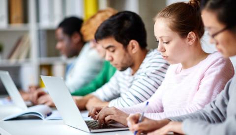 Escolas terão apoio técnico e financeiro para implantarem Novo Ensino Médio