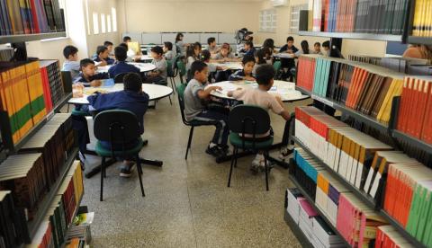 MP cobra plano detalhado sobre volta às aulas nas escolas públicas do Amazonas