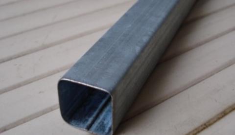 Mulher é agredida com barra de ferro por ex-namorado 