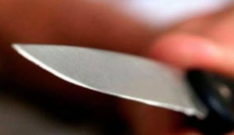 Homem mata esposa a facadas no Pará e foge com os filhos