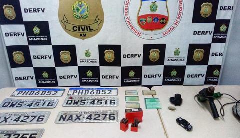 Polícia prende suspeitos de integrar quadrilha que roubava e clonava veículos em Manaus 