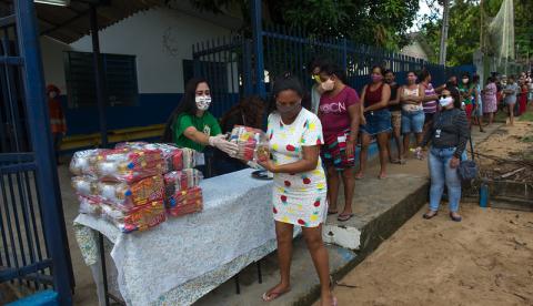 Mais de 242 mil alunos receberam kits do ‘Hora da Merenda’ em Manaus 