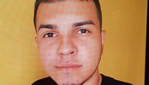 Jovem desaparece após sair para encontrar homens em supermercado de Manaus