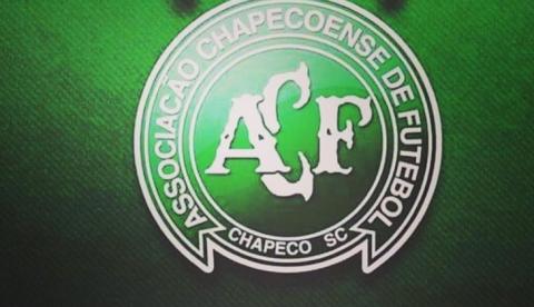 Famosos e times de futebol lamentam tragédia com Chapecoense
