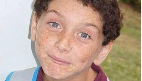 Adolescente tira a própria vida após receber insultos homofóbicos