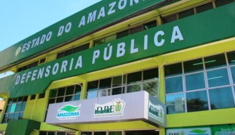 DPE-AM intensifica campanha para arrecadar roupas e calçados para assistidos 
