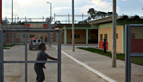 Após massacre e fugas, Seap faz terceiro dia de revista em presídios