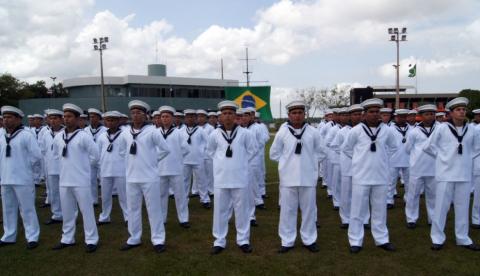 Marinha abre, nesta terça-feira, processo seletivo com salário inicial de R$ 2.500