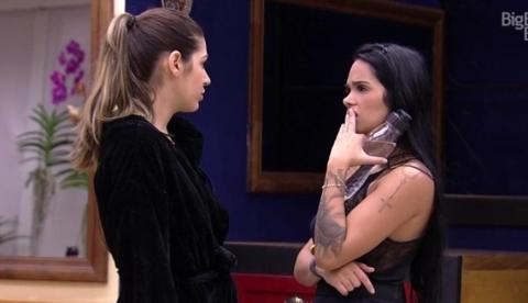 BBB 17: Vivian e Mayara ficam chocadas com resultado do paredão