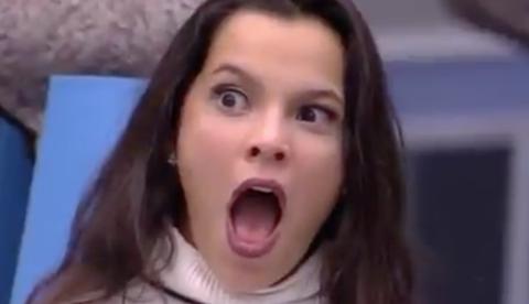 BBB 17: Emilly se revolta por estar no paredão e Vivian dá no olho da sister