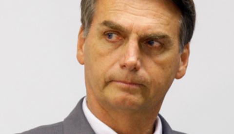Bolsonaro muda de partido com aliados enrolados com a Justiça