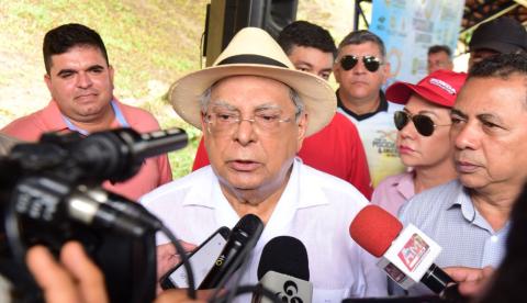 Governo afirma que concederá maior reajuste salarial da história para educação no Amazonas