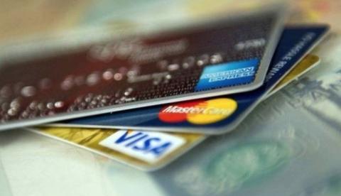 Brasil sofre uma tentativa de fraude a cada 16 segundos