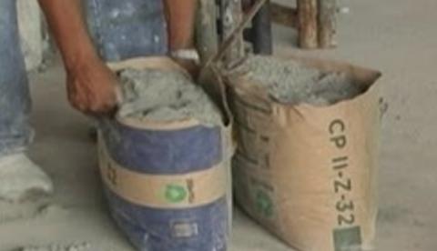 Empresas assinam acordo e reduzem peso de sacos de cimento para 25 kg