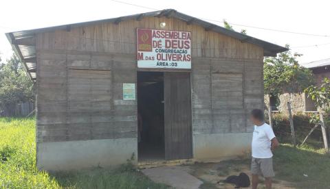 Atirador misterioso invade igreja e executa comerciante na frente de fiéis no Amazonas