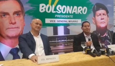 General Mourão diz que Bolsonaro sofre preconceito e que vai reforçar fronteiras do Amazonas 
