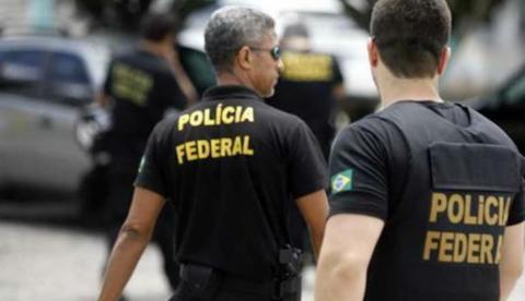 PF faz operação e cumpre mandados na casa de parentes de político em Manaus