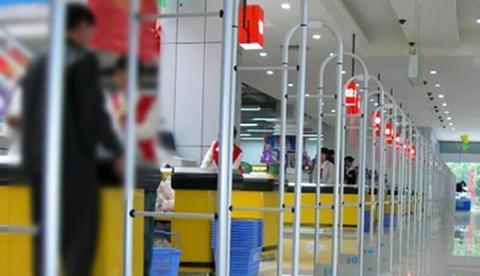  Juiz manda loja indenizar cliente após alarme antifurto ser disparado