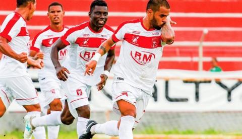 Fast e Princesa se enfrentam nesta quarta em busca da liderança do Barezão 