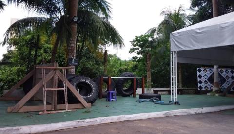 Academia em área verde de Manaus incomoda moradores 