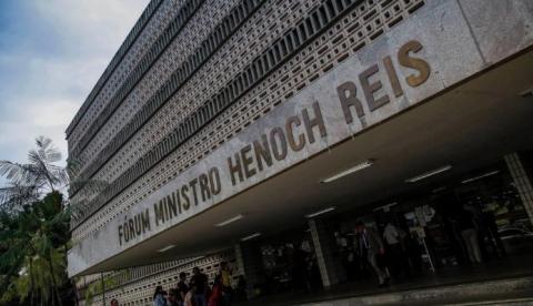 Juíza determina afastamento de policiais suspeitos de envolvimento no 'Caso Wallace’