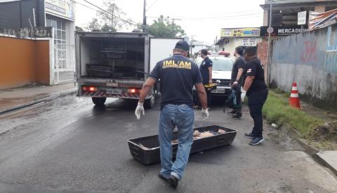 Polícia investiga morte de homem que teria caído de motocicleta durante assalto