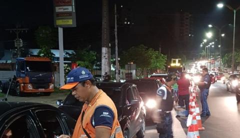 Detran flagra mais de 40 condutores dirigindo embriagados no fim de semana em Manaus