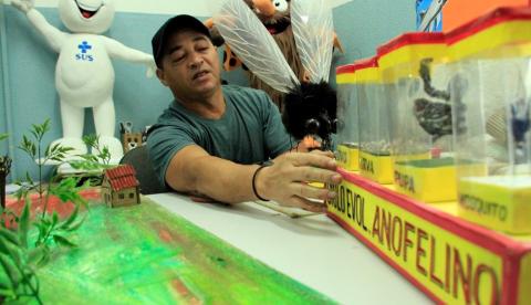 Servidor usa arte para promover saúde em Manaus 